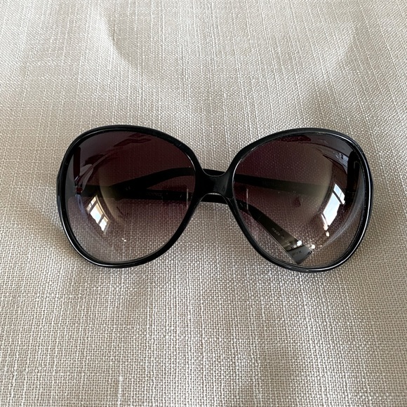 Oliver Peoples BLACK Chelsea Sunglasses